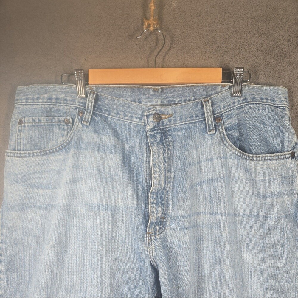 Wrangler Jeans Mens 40x30 Blue Denim Relaxed Fit Straight Leg Pants Workwear - Picture 6 of 12